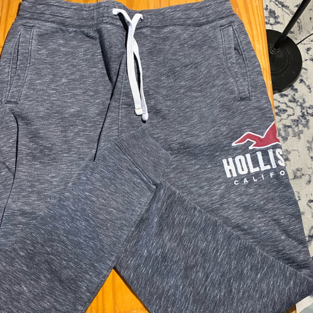 Mens joggers.